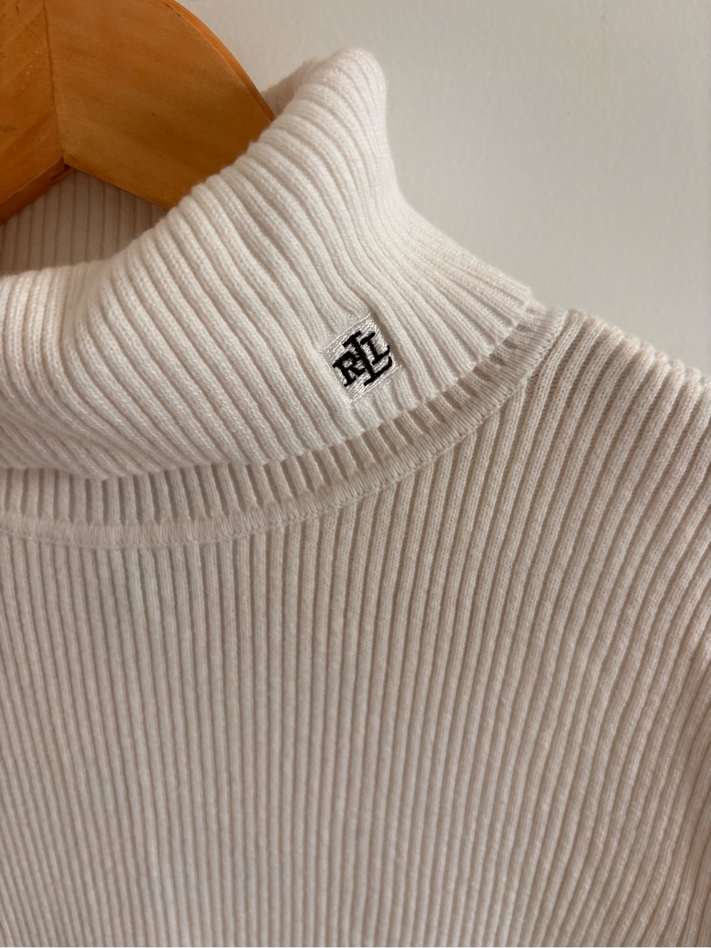 Lauren Ralph Lauren White Ribbed Turtleneck Sweater - Sz XL